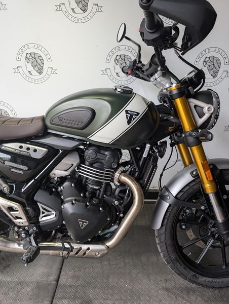 New 2025 Triumph SCRAMBLER 400X 