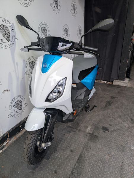 New 2022 PIAGGIO 1 ACTIVE 