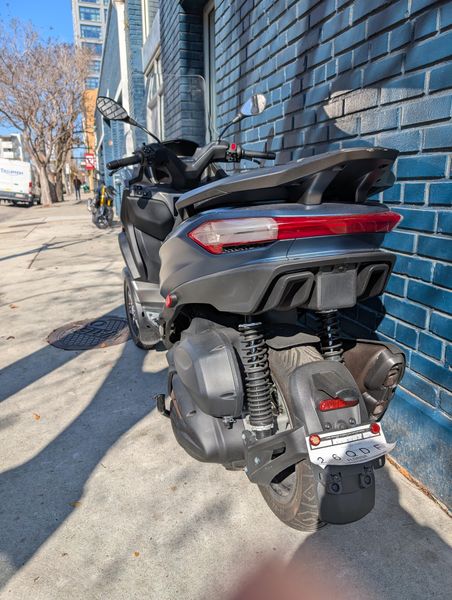 Used 2025 PIAGGIO MP3 530 EXCLUSIVE 