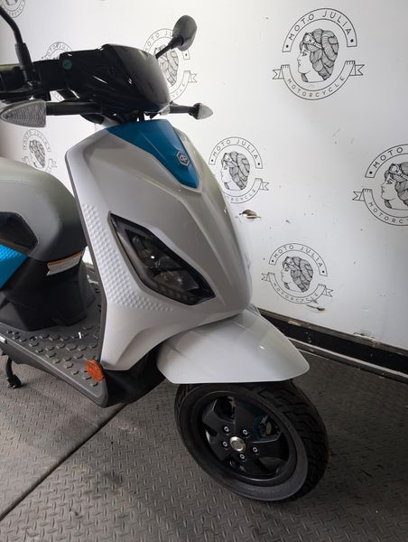 New 2022 PIAGGIO 1 ACTIVE 