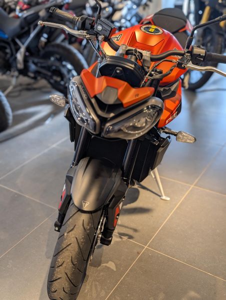 2025 Triumph Street Triple 765Image 6