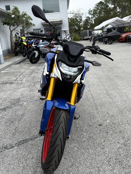 2025 BMW G 310 R