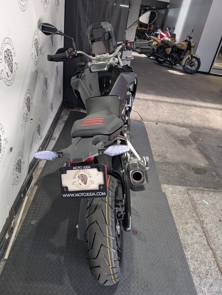 New 2025 BMW F900GS 