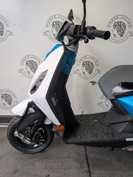 New 2022 PIAGGIO 1 ACTIVE 