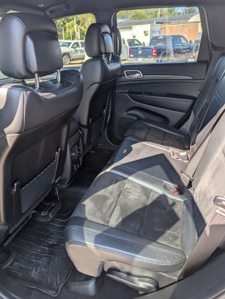 2021 Jeep Grand Cherokee Laredo X photo 10