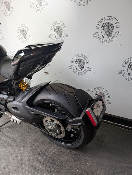 New 2024 Ducati DIAVEL V4 