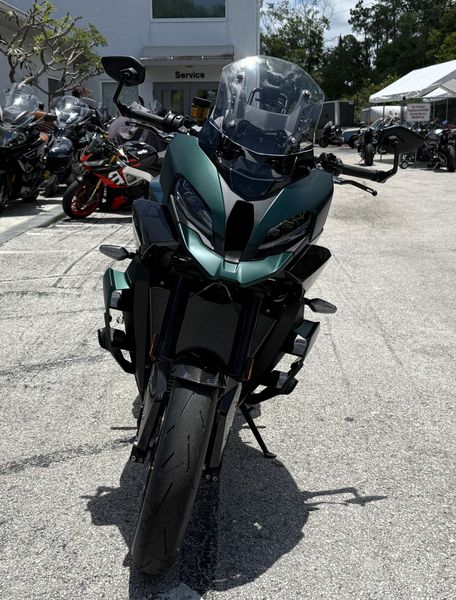 2026 BMW M 1000 XR