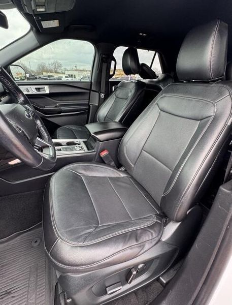 Used 2020 Ford Explorer LimitedImage 10