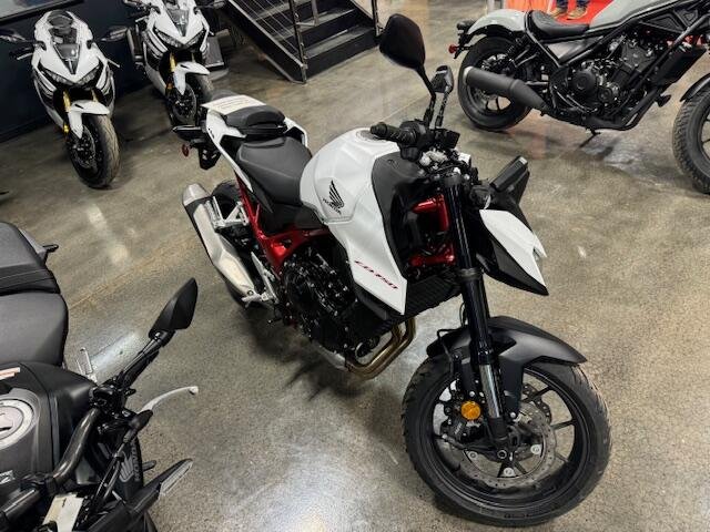 2025 Honda CB750 HORNET