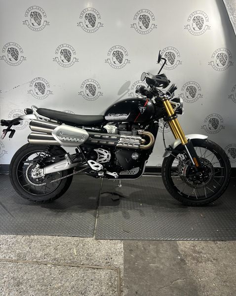 2025 Triumph SCRAMBLER 1200 XE