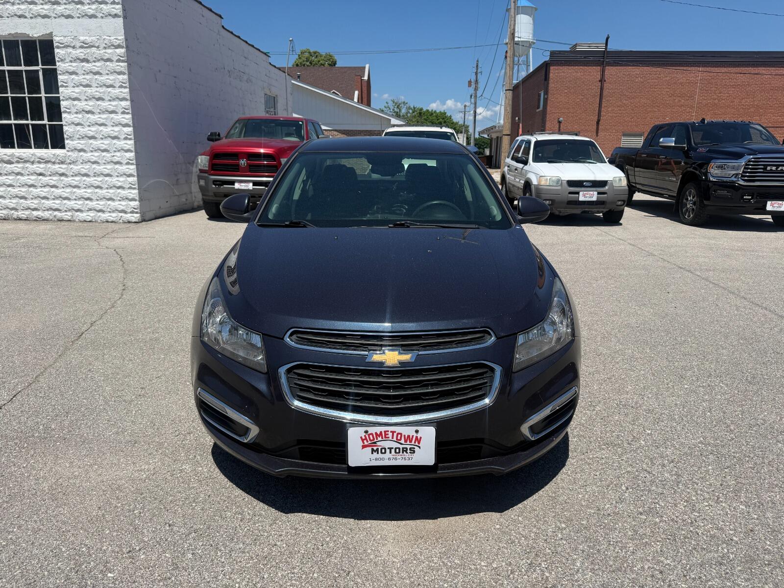 Used 2016 Chevrolet Cruze Limited 1LT with VIN 1G1PE5SB1G7164007 for sale in Rockwell City, IA