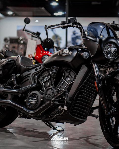 Used 2023 Indian Motorcycles INDIAN SCOUT ROGUE SIXTY TITANIUM SMOKE 2023 