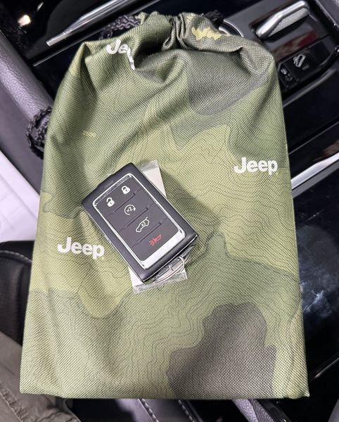 Used 2024 Jeep Grand Cherokee OverlandImage 21
