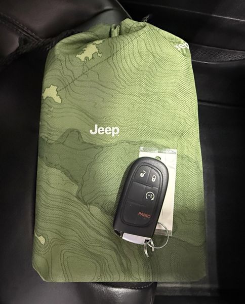Used 2021 Jeep Cherokee Latitude PlusImage 14
