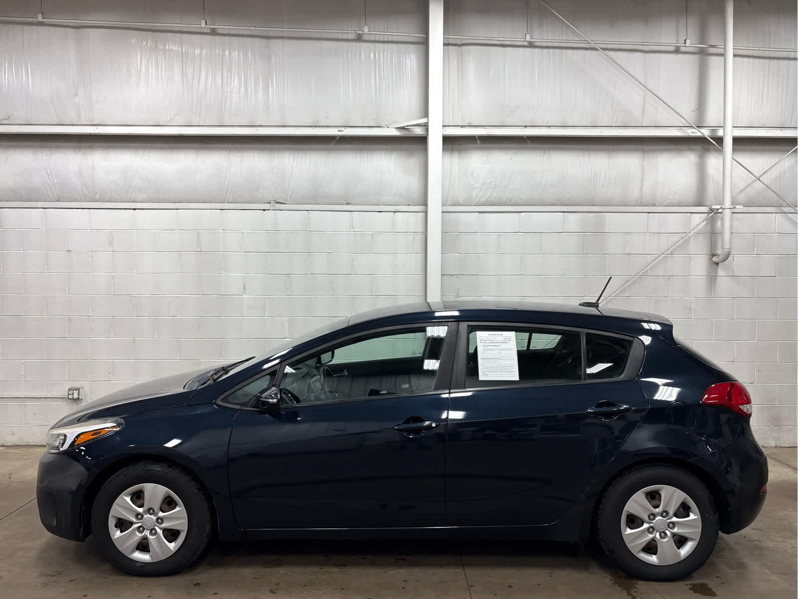 Used 2017 Kia Forte5 LX with VIN KNAFK5A89H5705137 for sale in Wilmington, OH