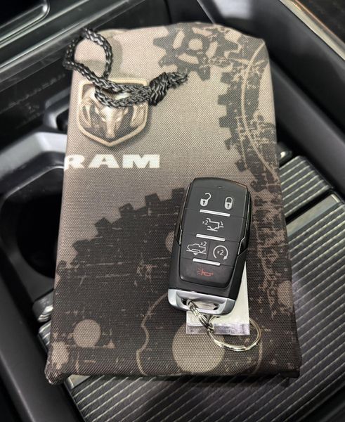 Used 2020 RAM 1500 LimitedImage 21