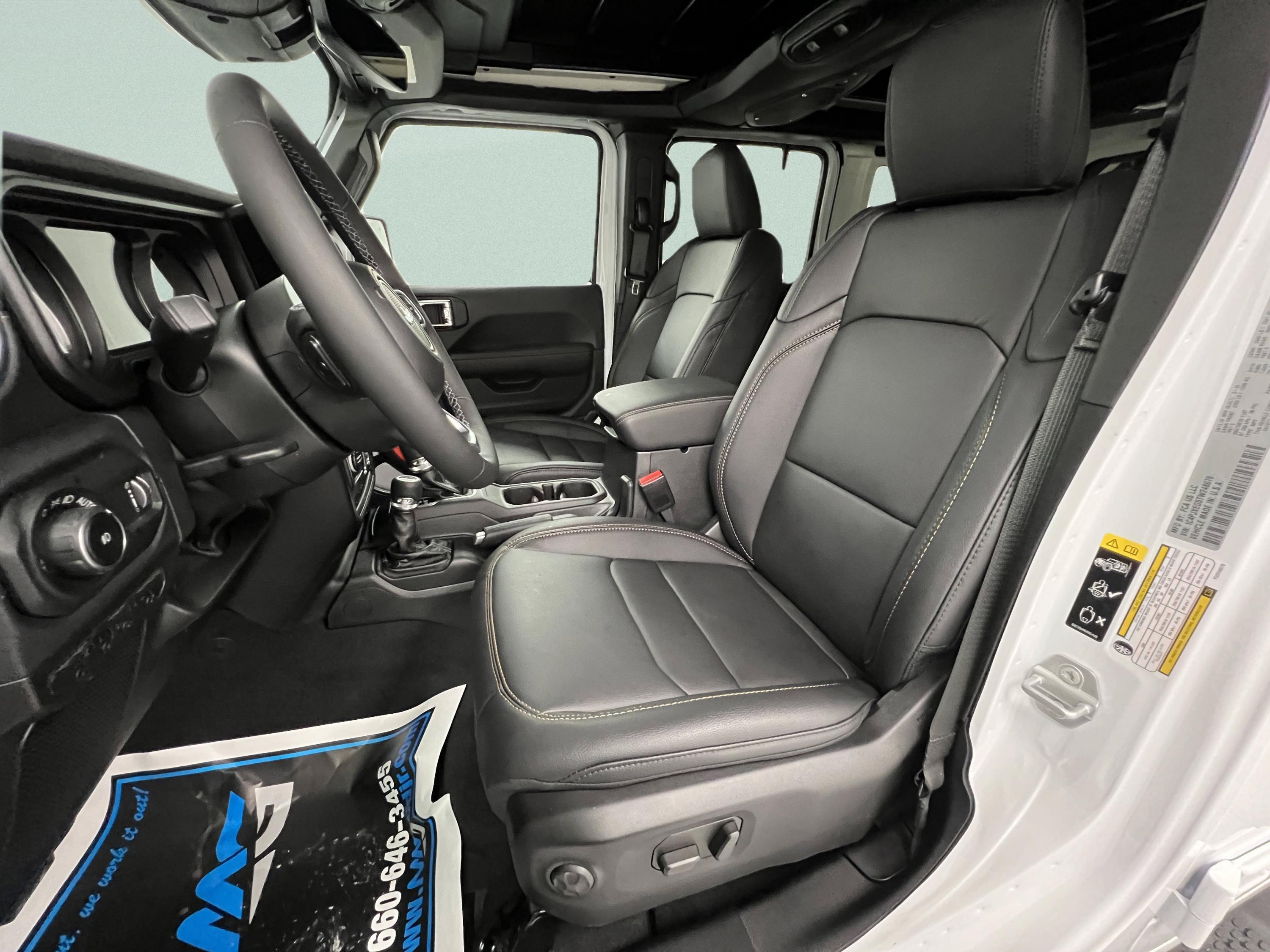 2026 Jeep Wrangler 4-Door Sahara - Photo 15