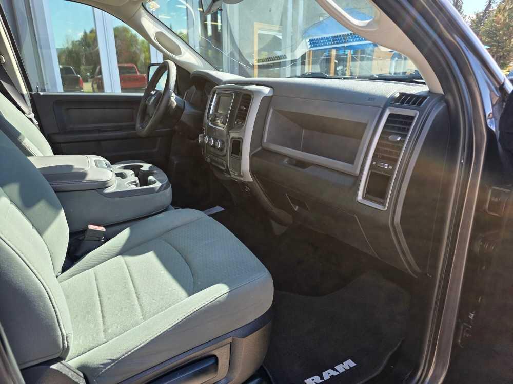 Photo 12