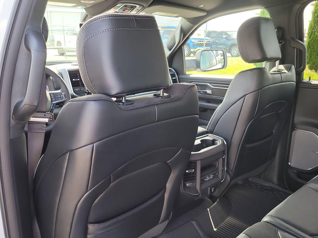 2026 RAM 1500 Laramie - Photo 11