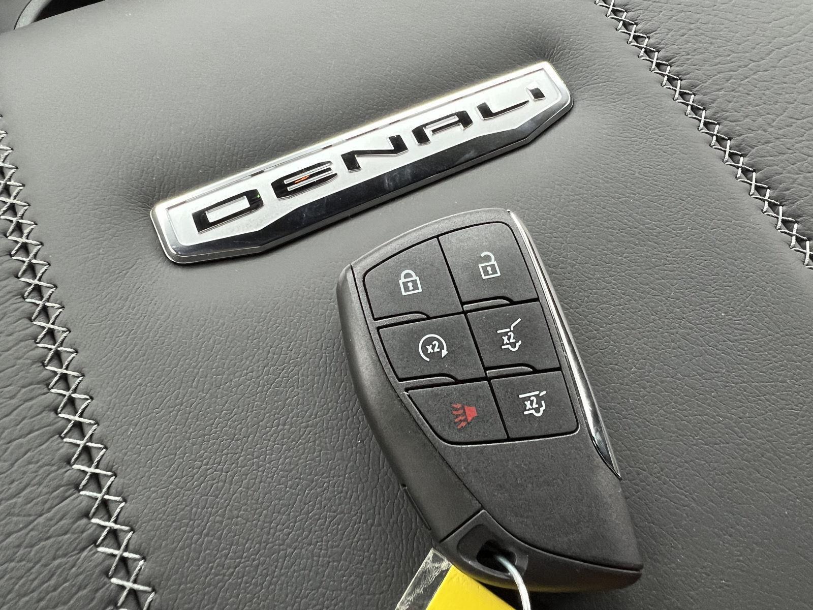 2026 GMC Yukon Denali - Photo 44