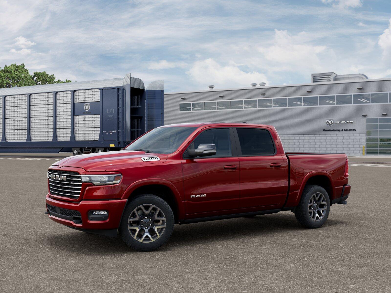2027 RAM 1500 1500 Laramie Crew Cab 4x4 5'7' Box