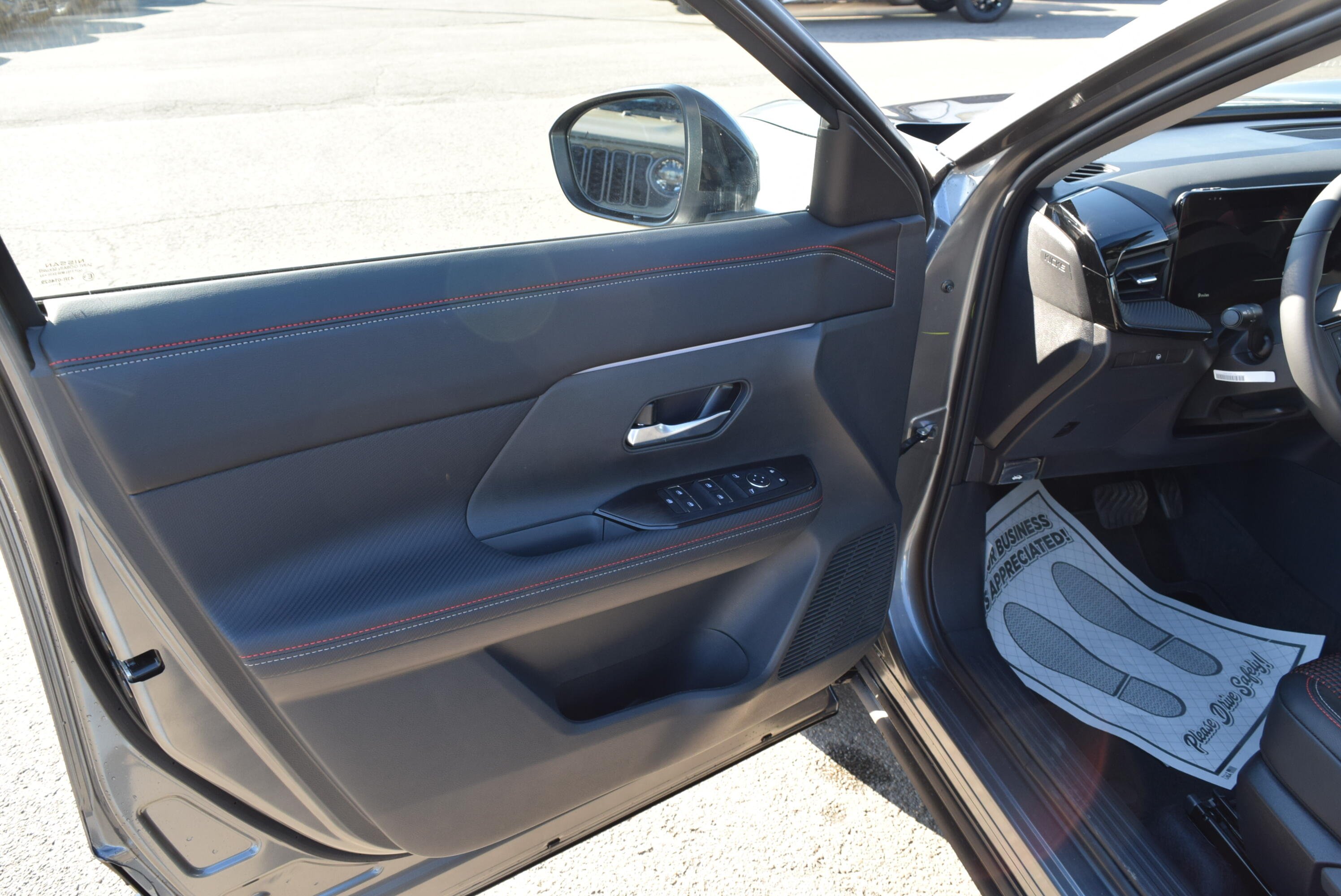 2026 Nissan KICKS SR AWD - Photo 12