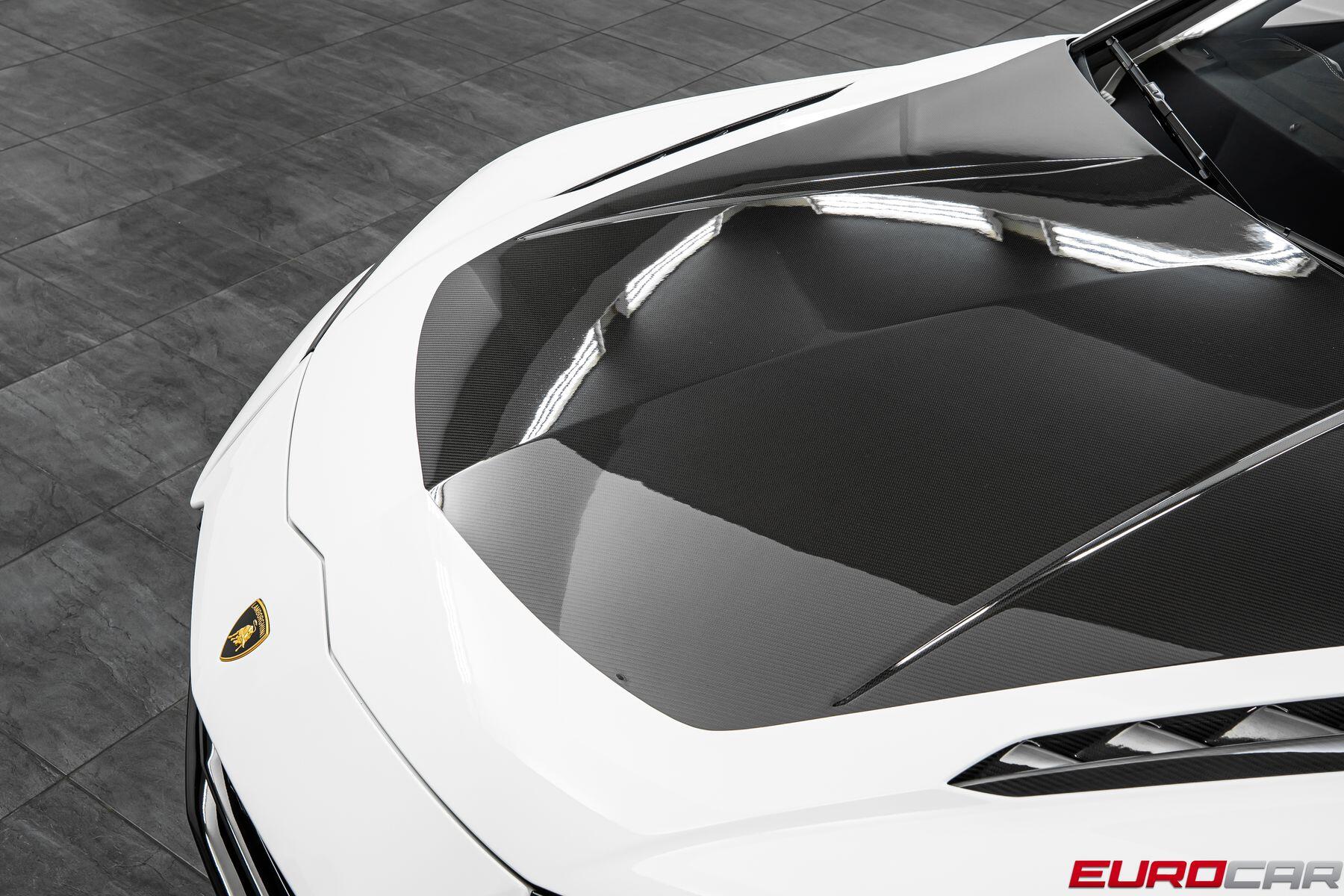 2024 Lamborghini Urus Performante *HUGE CARBON FIBER OPTIONS*Image 9