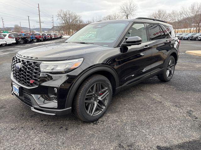 2026 Ford Explorer ST's photo
