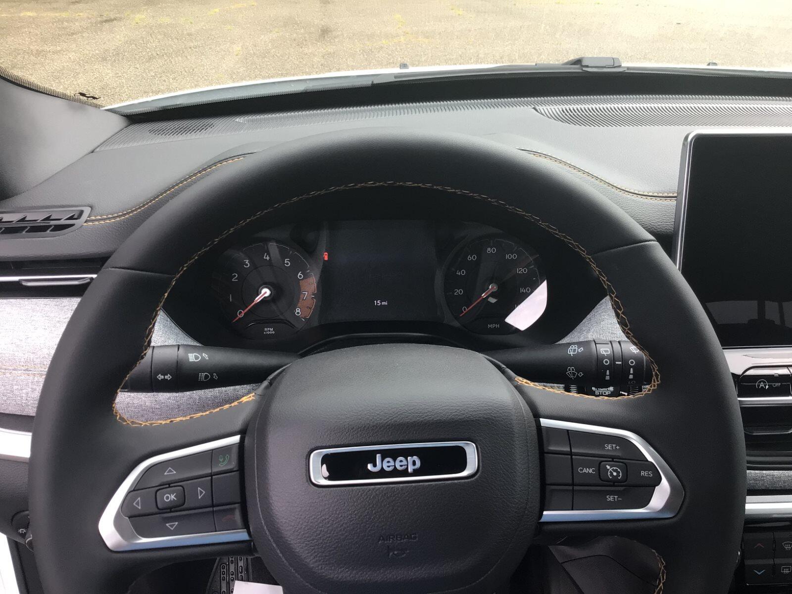 2026 Jeep Compass 85th Anniversary - Photo 16