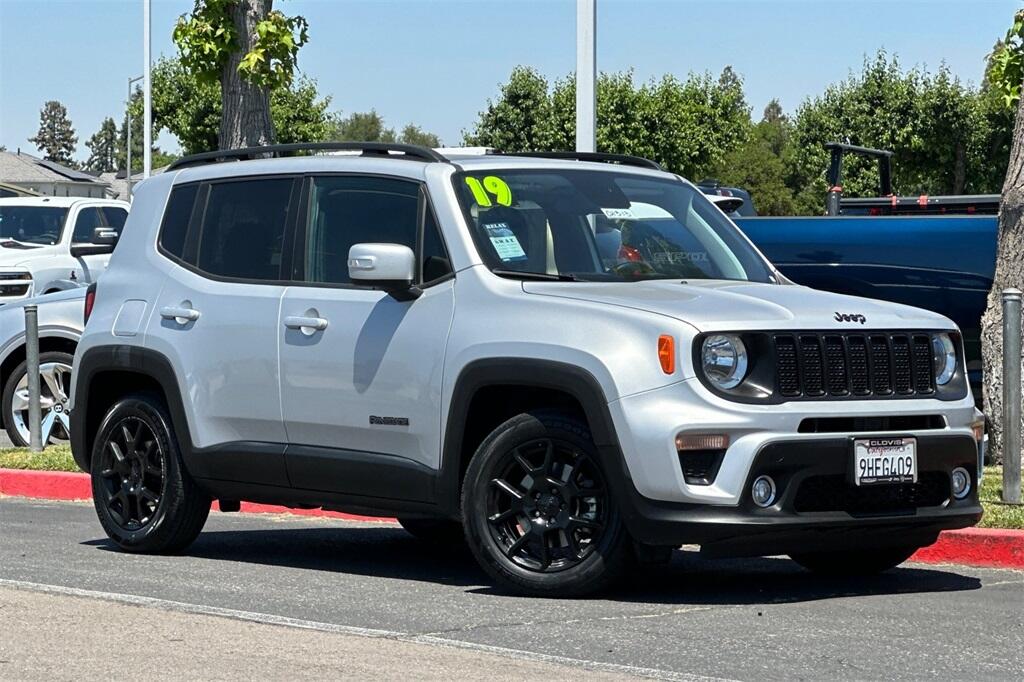 Used 2019 Jeep Renegade Altitude Package with VIN ZACNJABB5KPK18470 for sale in Clovis, CA