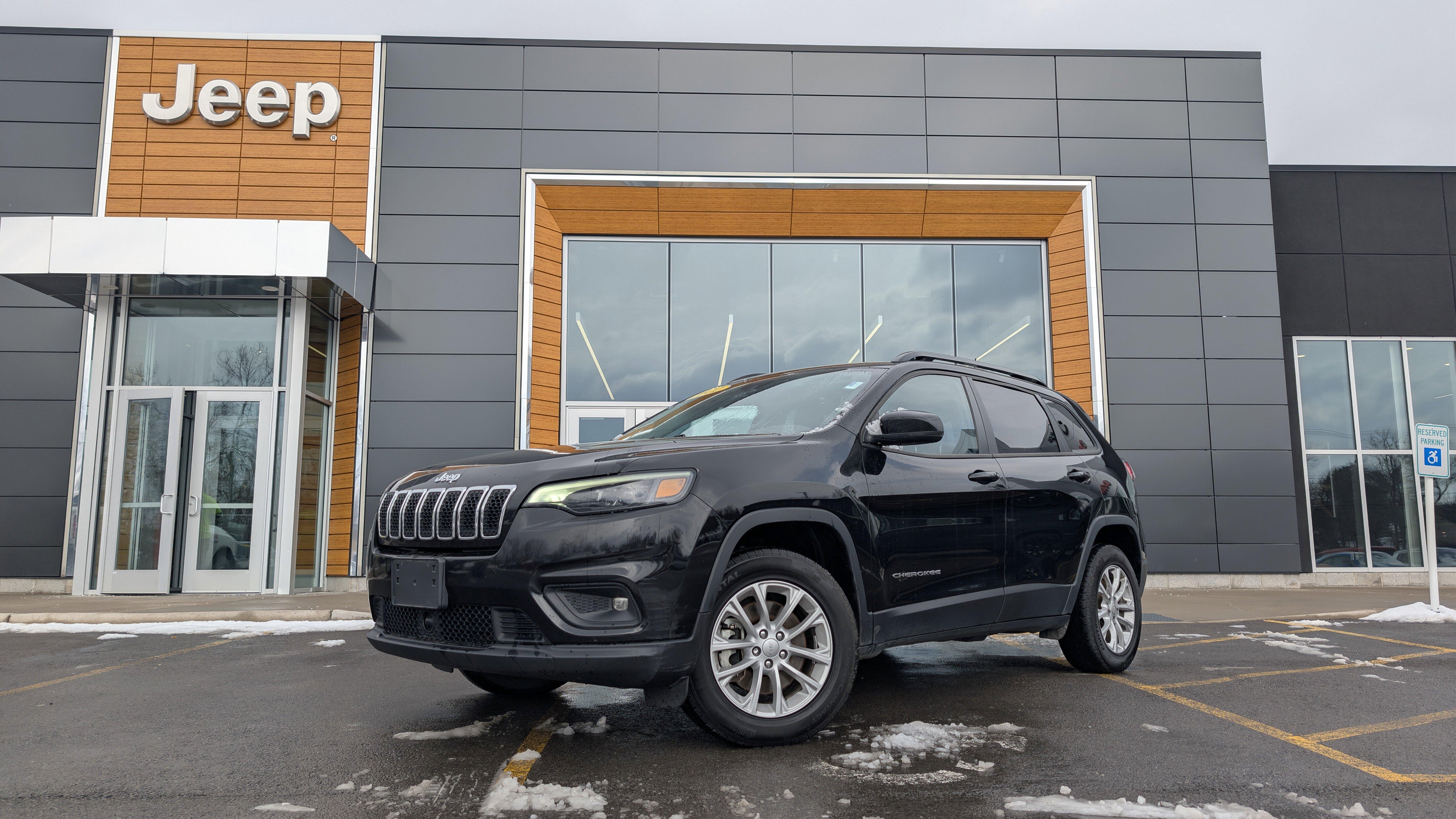 2022 Jeep Cherokee Latitude Lux