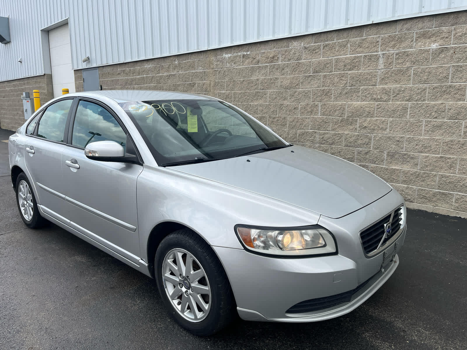 Used 2008 Volvo S40 2.4i with VIN YV1MS382882377446 for sale in Wilmington, OH