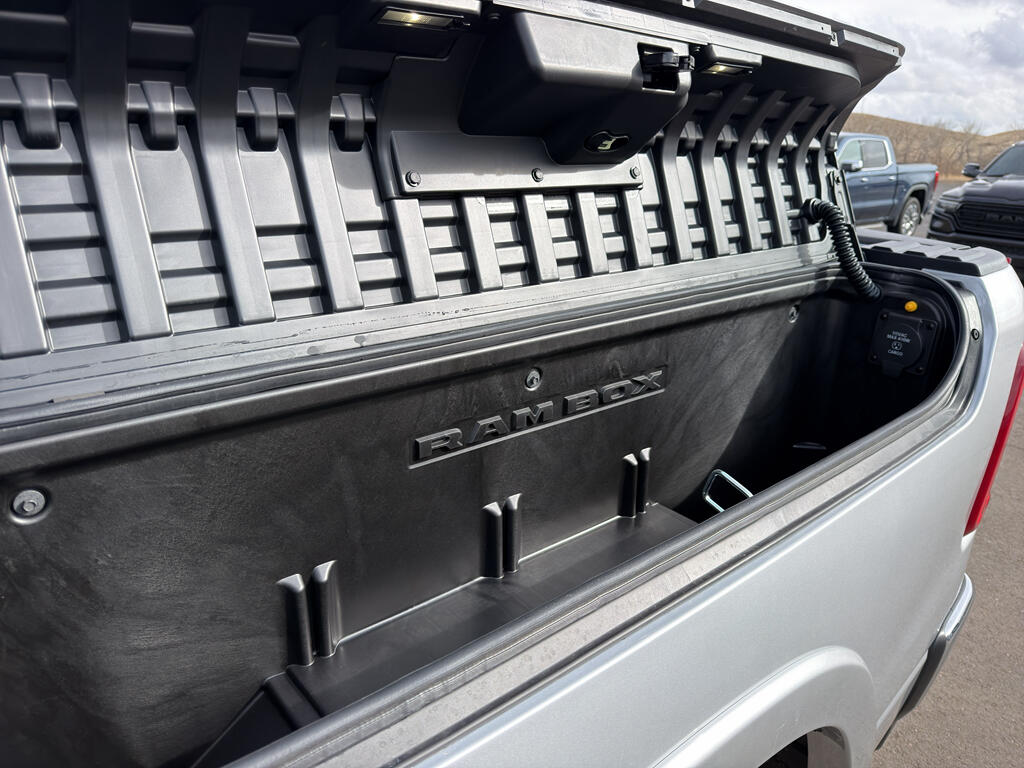 2026 RAM 1500 Laramie - Photo 24