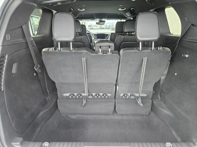 2026 Chrysler Pacifica Select - Photo 12