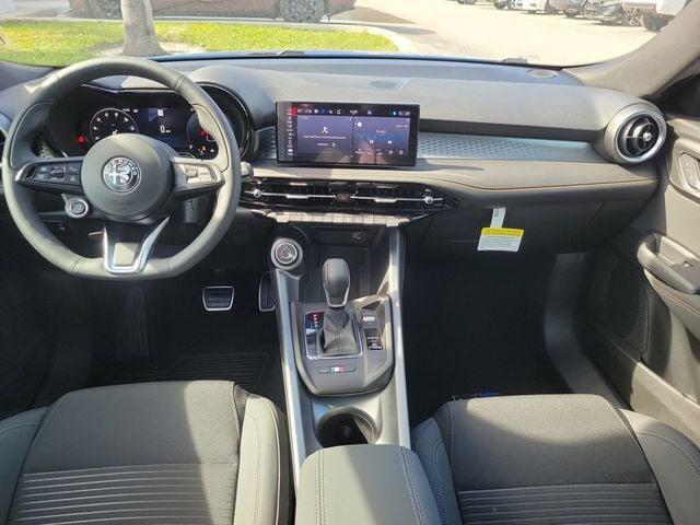 2025 Alfa Romeo Tonale Base - Photo 6