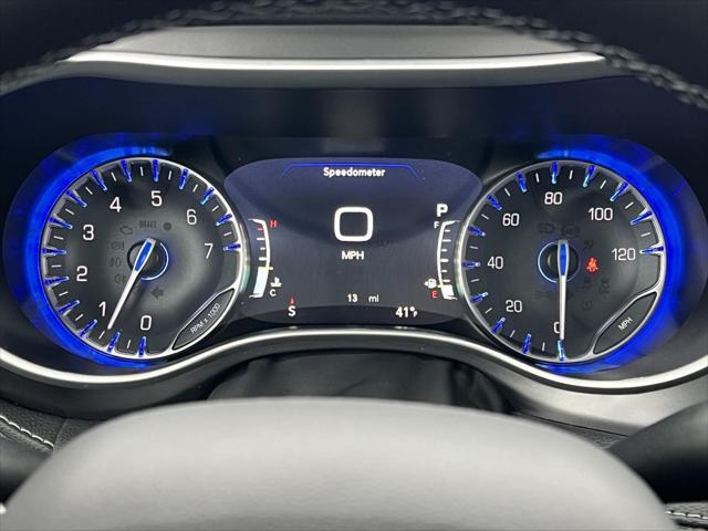 2026 Chrysler Pacifica Select - Photo 23