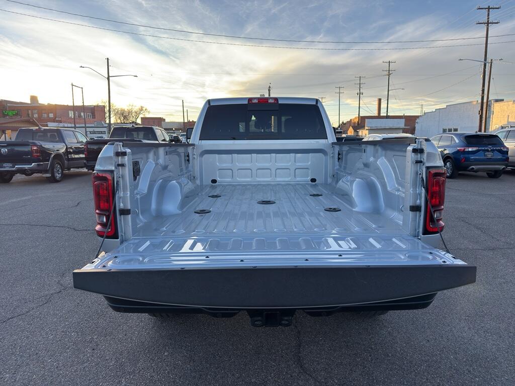 2026 RAM 3500 Tradesman - Photo 13