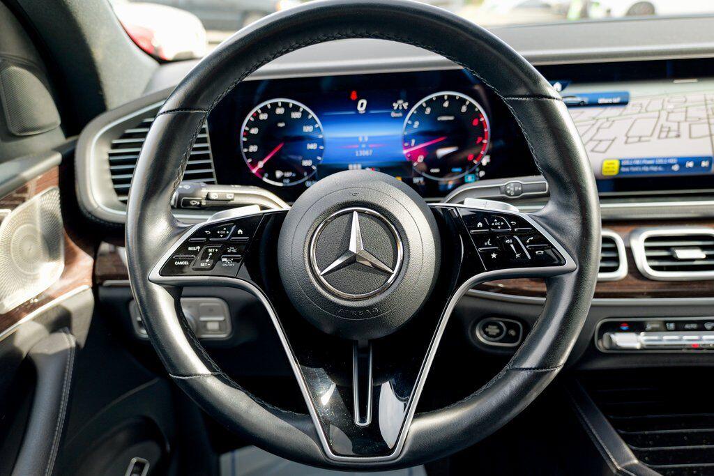 2025 Mercedes-Benz GLS Base - Photo 41