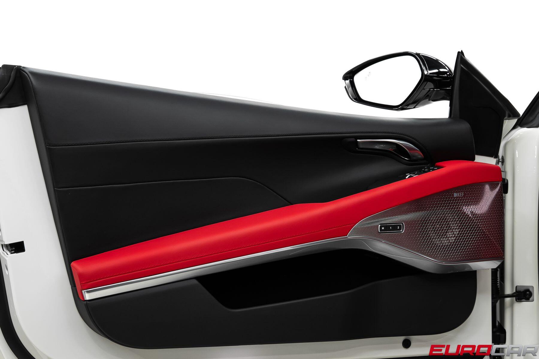 2026 Lotus Emira - Photo 25
