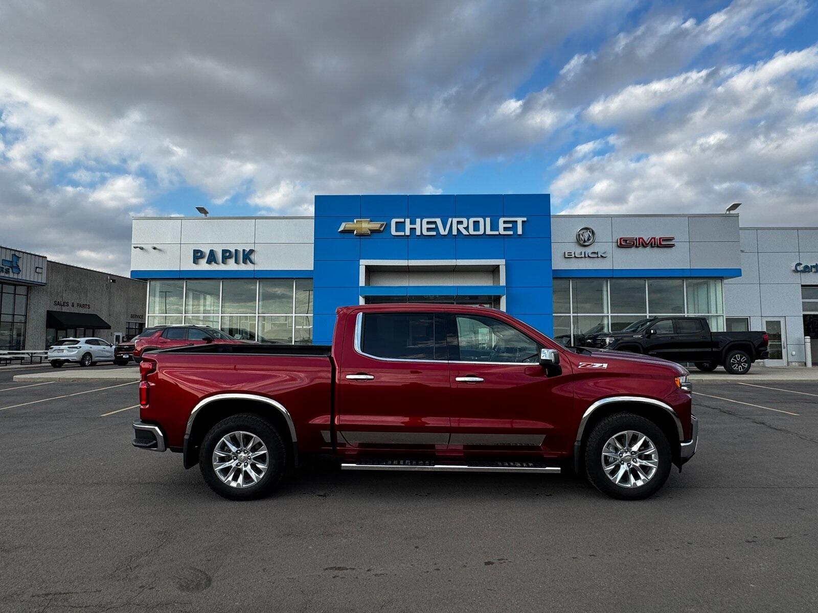 Used 2021 Chevrolet Silverado 1500 LTZ with VIN 1GCUYGED6MZ146225 for sale in Luverne, Minnesota