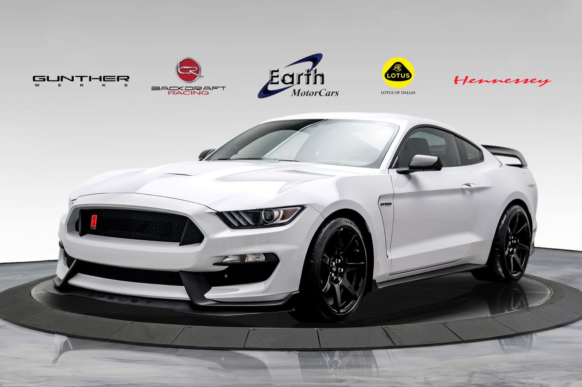 2016 Ford Mustang Shelby GT350R's photo
