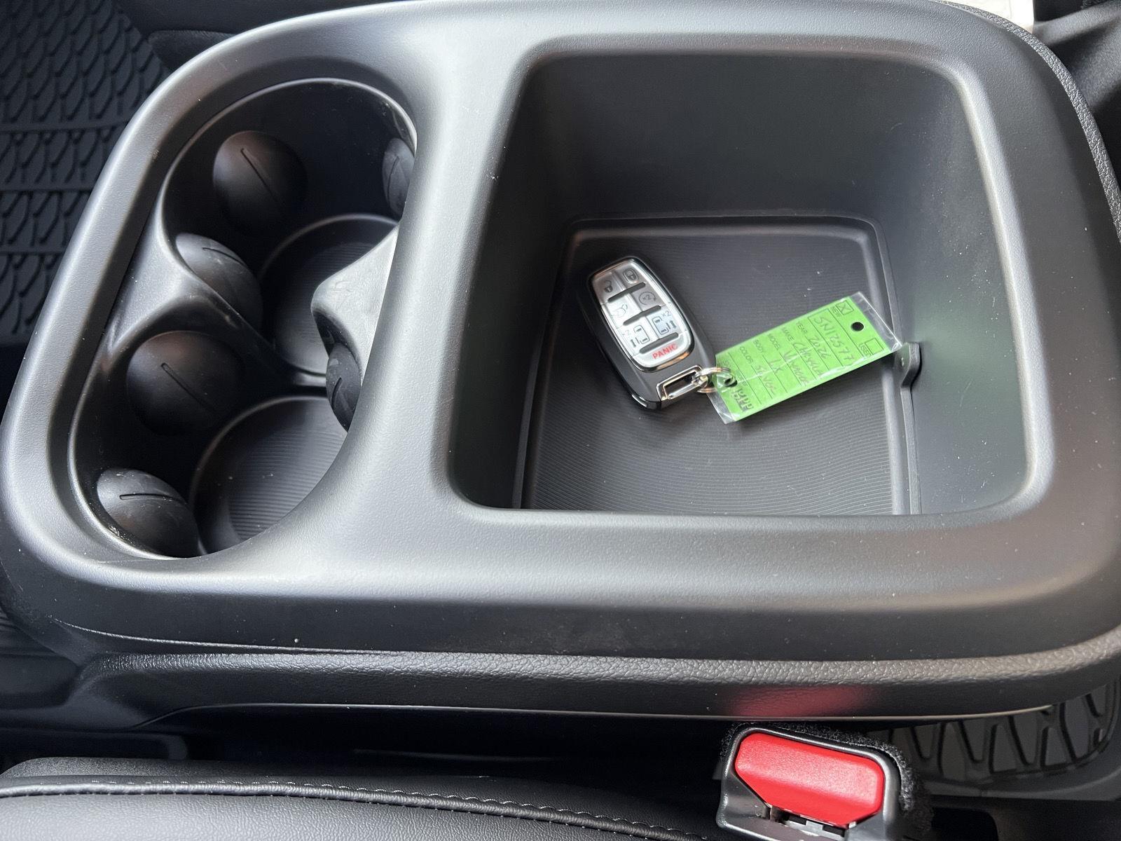 2026 Chrysler Voyager LX - Photo 30