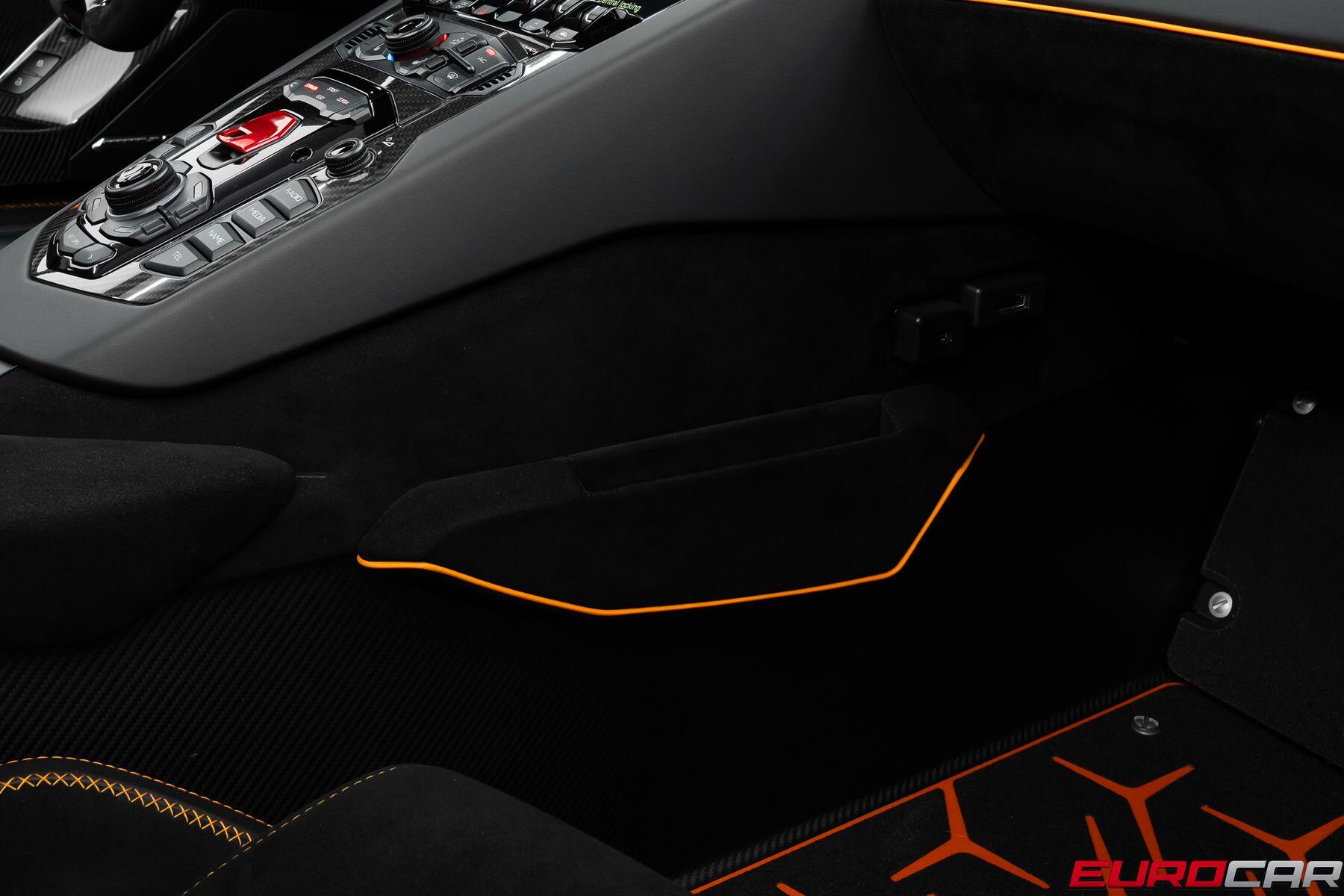 2021 Lamborghini Aventador SVJ Roadster *ONLY 470 MILES * CARBON ELECTRIC SEATS*Image 43