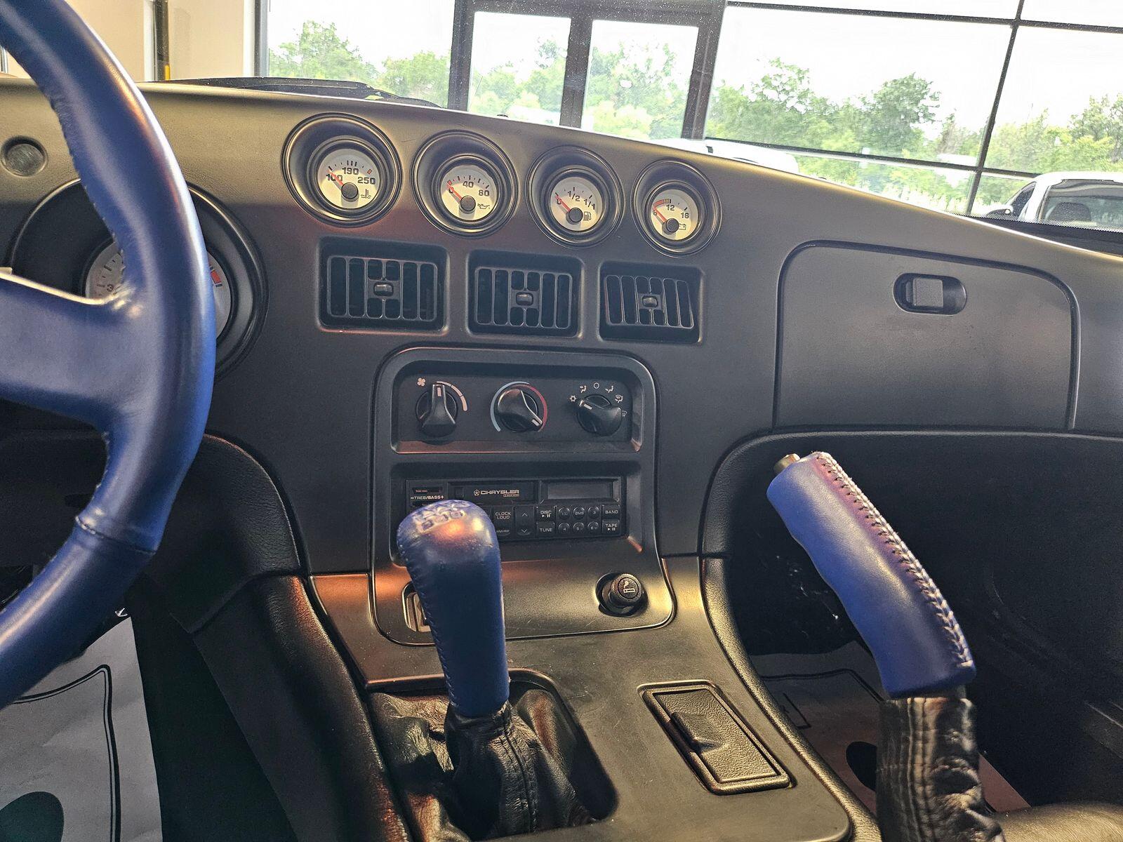 1996 Dodge Viper - Photo 27