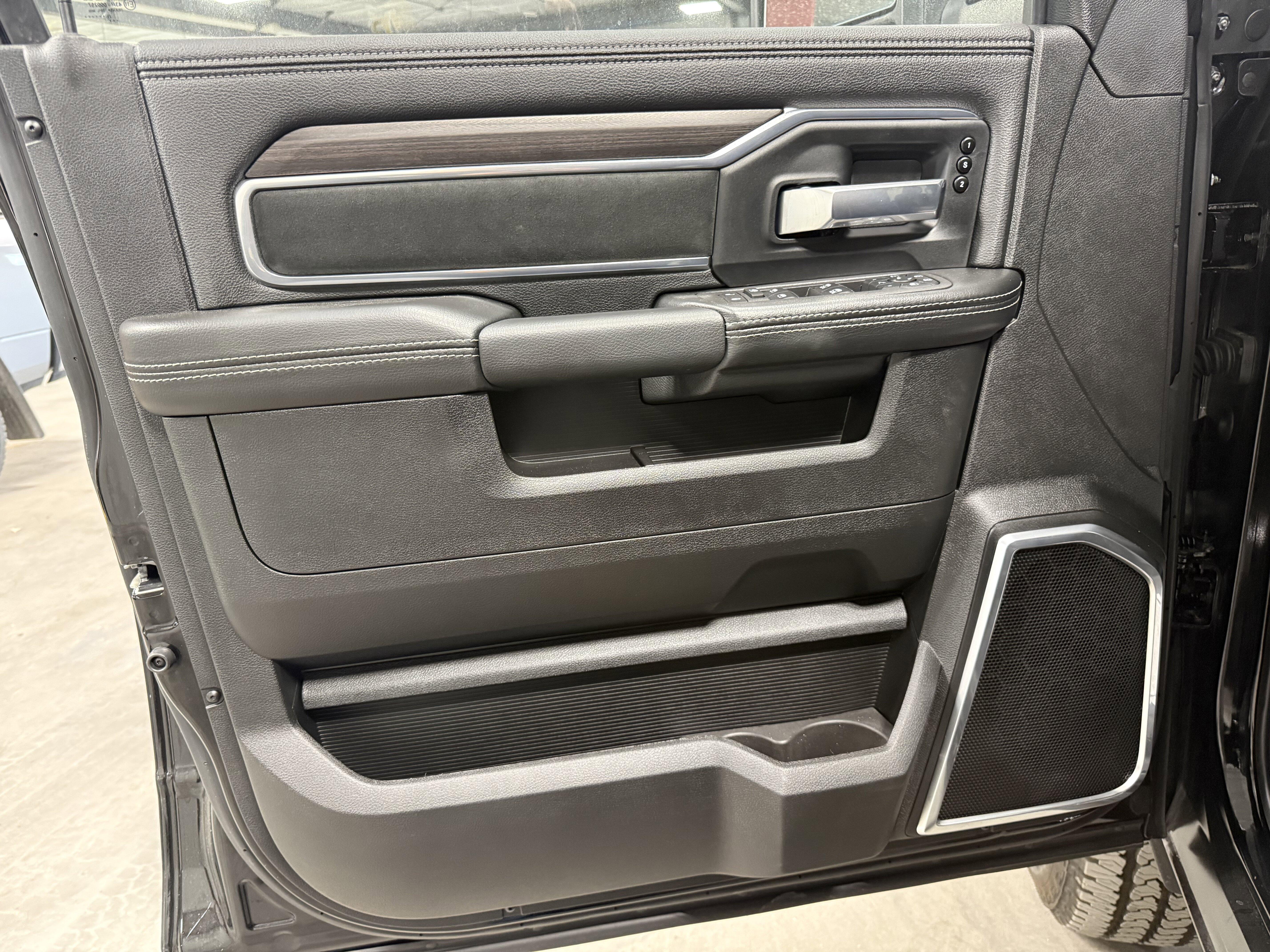 2026 RAM 2500 Laramie - Photo 20
