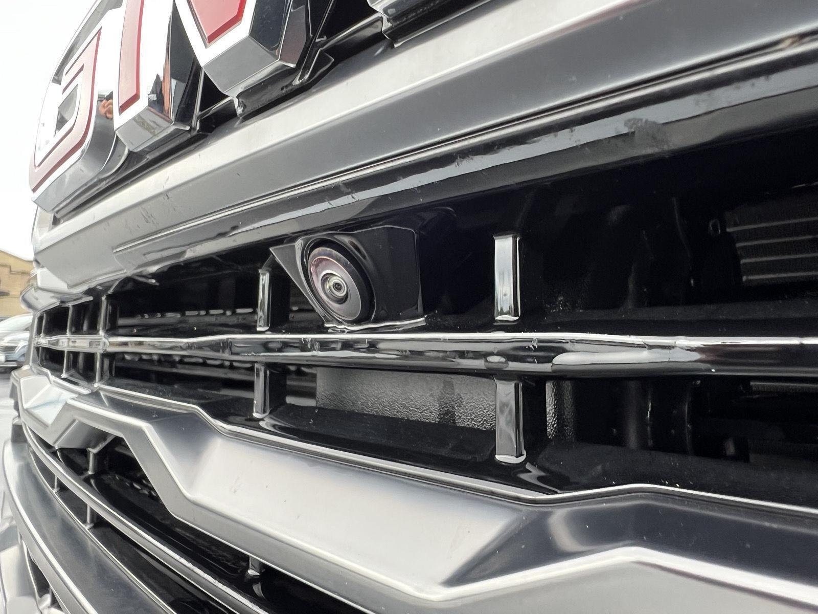 2026 GMC Acadia AT4 - Photo 12