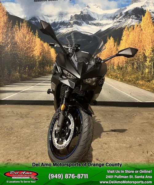 2025 Kawasaki NINJA 500 SE ABSImage 3