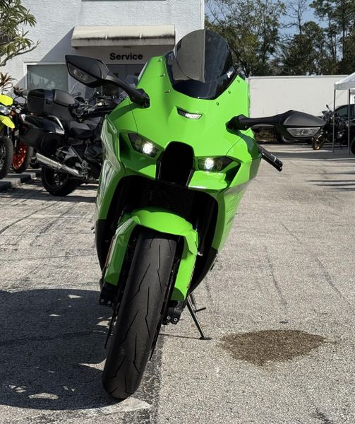 2024 Kawasaki Ninja ZX-10RR