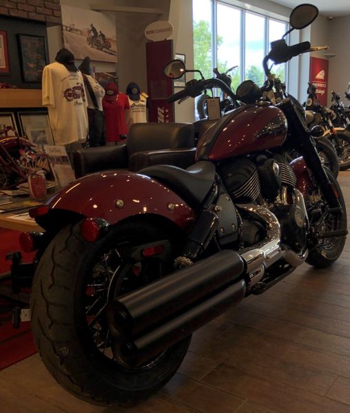 2023 Indian Motorcycle Chief BobberImage 3