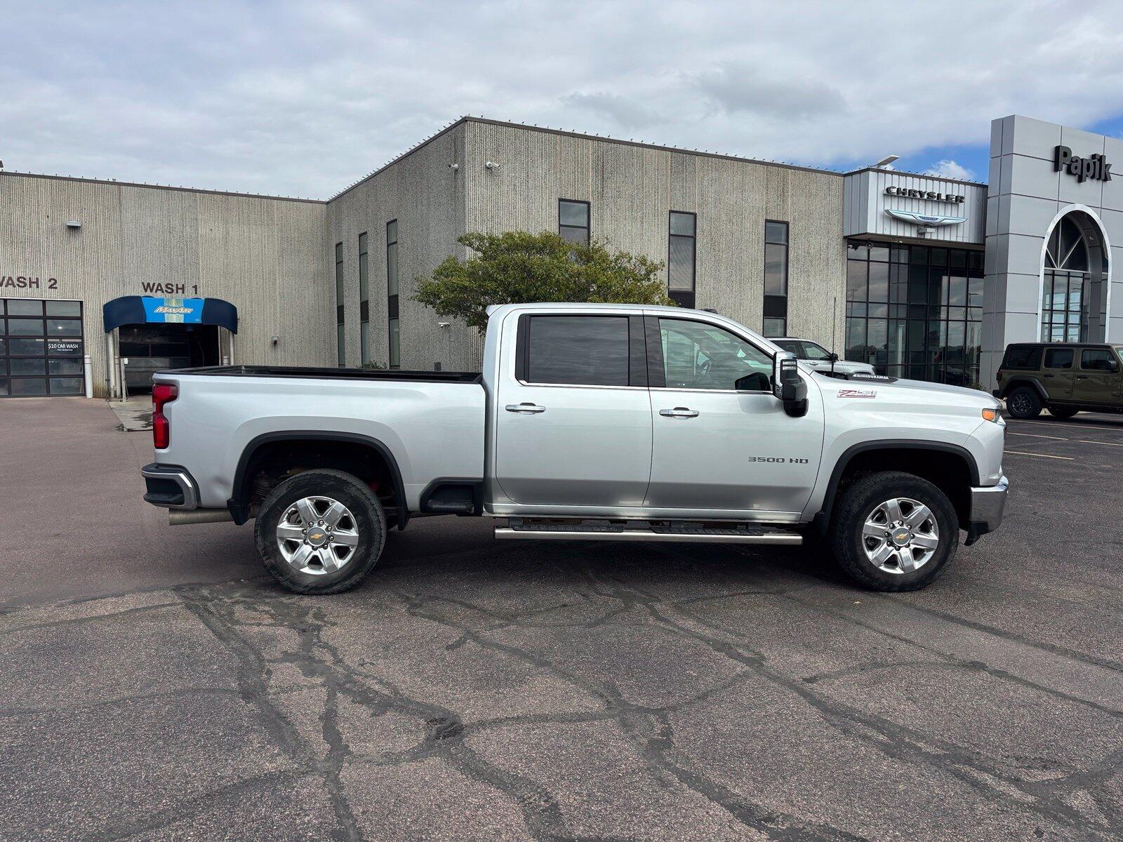 Used 2021 Chevrolet Silverado 3500HD LTZ with VIN 1GC4YUEY9MF201818 for sale in Luverne, Minnesota